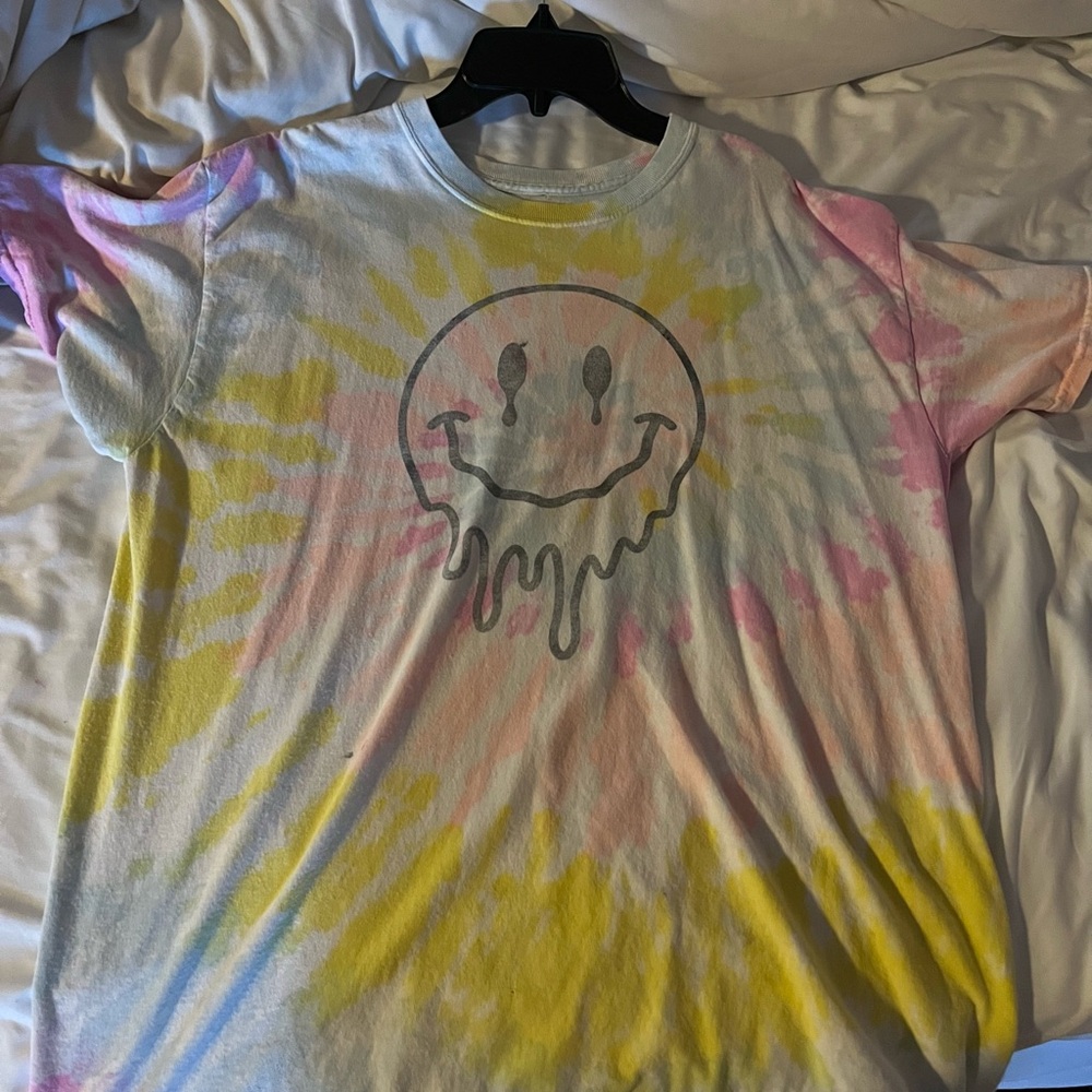 Tie-Dye Smiley Face graphic tee